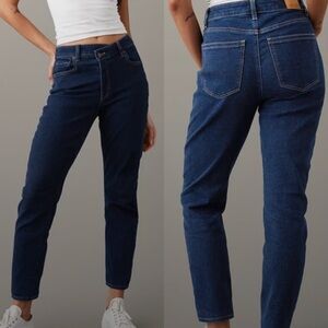 AE Women's Real Good Stretch Mom Jean Dark Denim Crossover Waist Straight‎ Leg